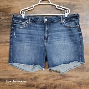 Silver Jeans Suki Shorts Size 24 High Rise Tummy Control Medium Dark Wash